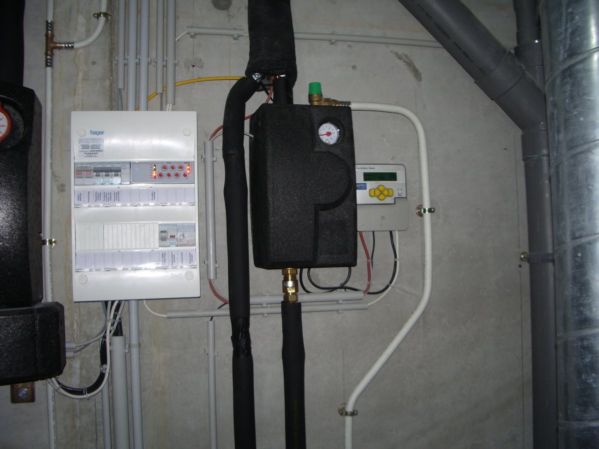 Régulation circuit des capteurs solaires